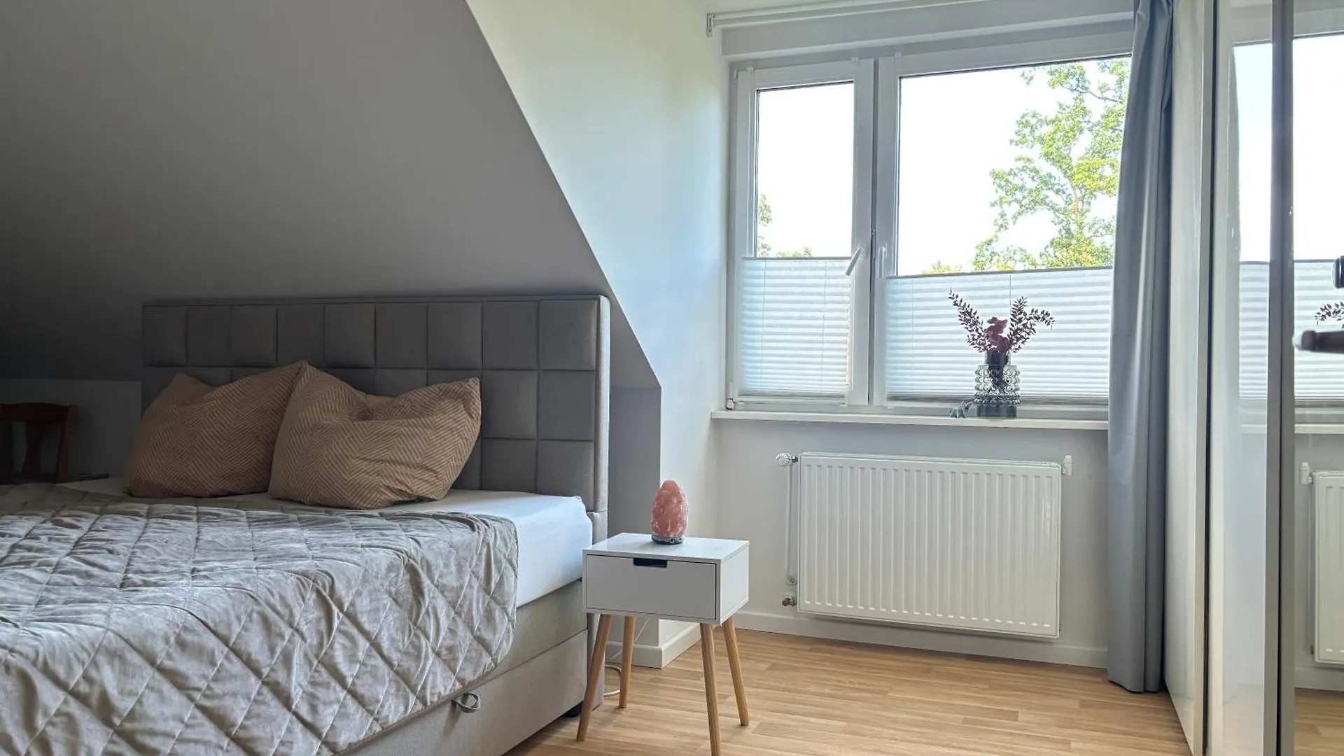 Apartamento Zimmer Im Gruenen An Der Alster Hamburgo